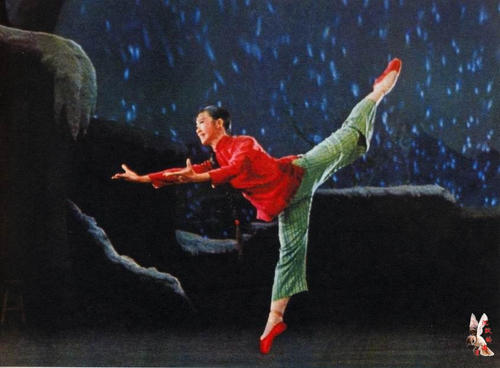 瓦伦蒂亚美术学院本科毕业证